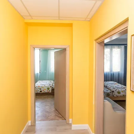 Hotel apartamentowy Top Center Brand New